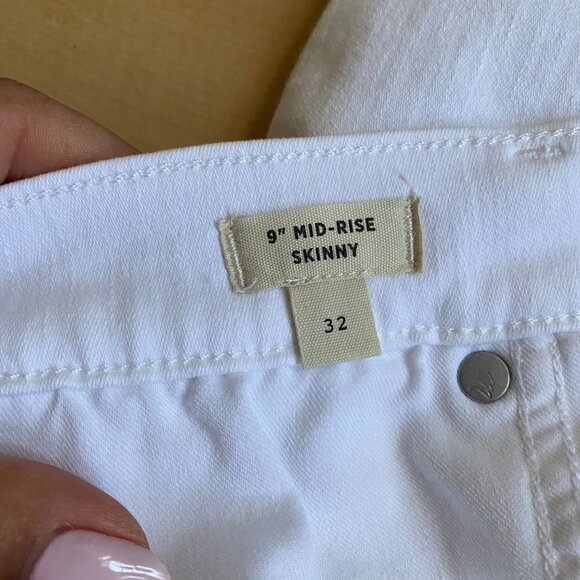MADEWELL BNWOT Womens 9" Mid-Rise Skinny White Jeans New Button Fly - Picture 11 of 13